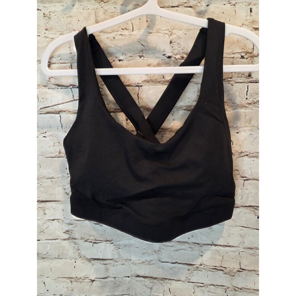Black Womens Sports Bra Criss Cross Back Size Medium Padded Scoop Neck Black